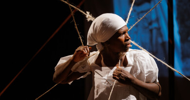 ‘Esse Caminho Longe’: Um espetáculo imersivo que mistura teatro, vídeo e música ao vivo estreia no Museu de Arte da Bahia